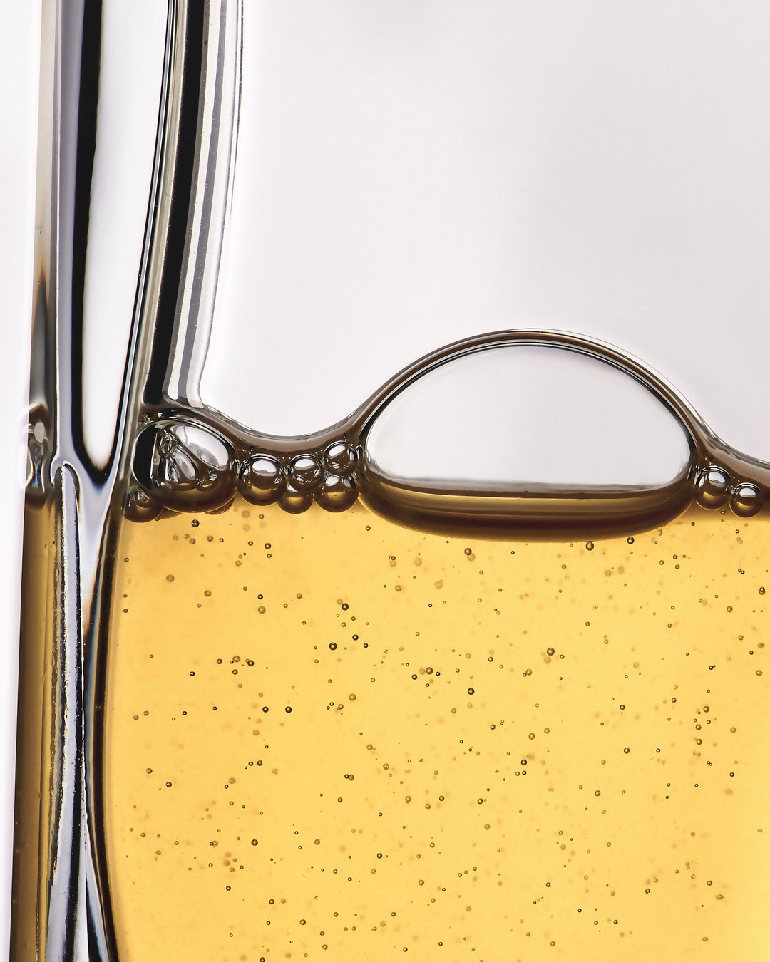 Bakuchiol vs. Retinol: Which Is Better for Your Skin?